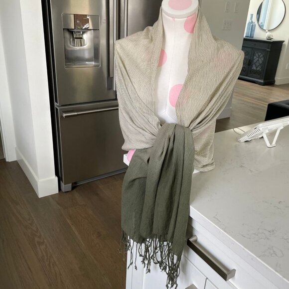 Striped Lightweight Ombre Fringed Wrap or Scarf Cream + Green - no tags - Picture 2 of 7